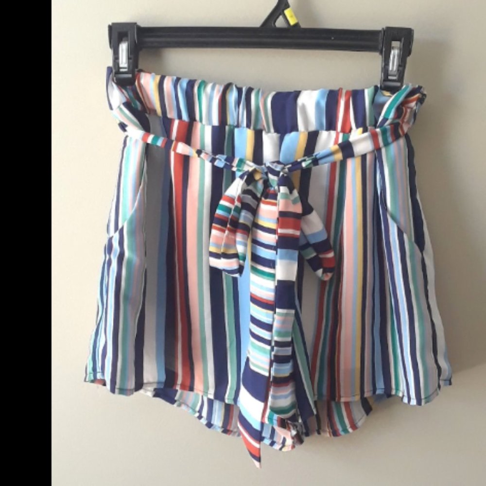Fab'rik Flowy Striped Shorts with Waist Tie Size Small